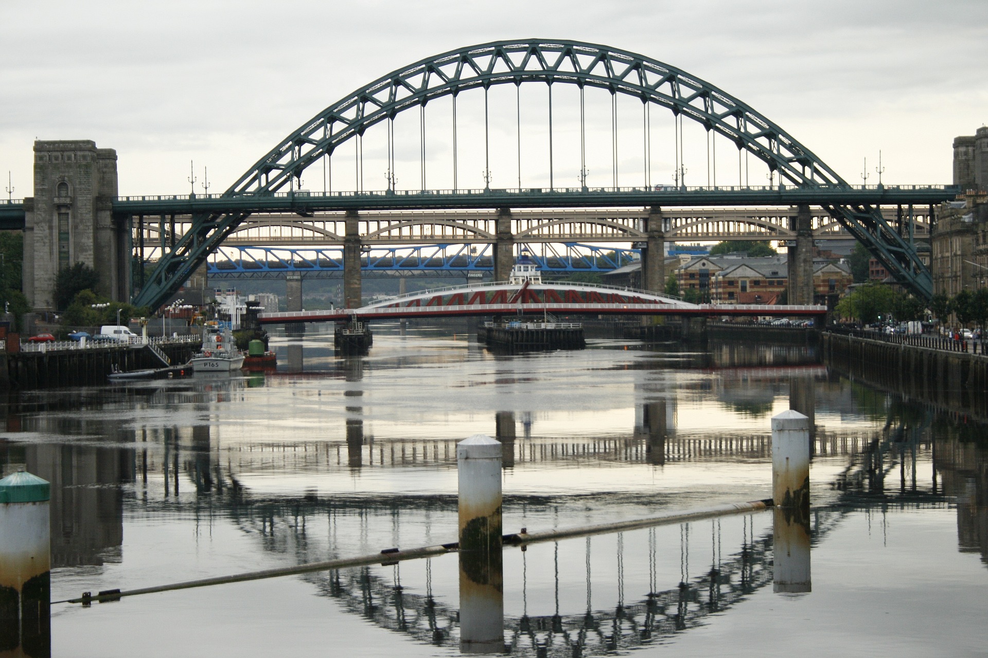 Newcastle upon tyne bridge