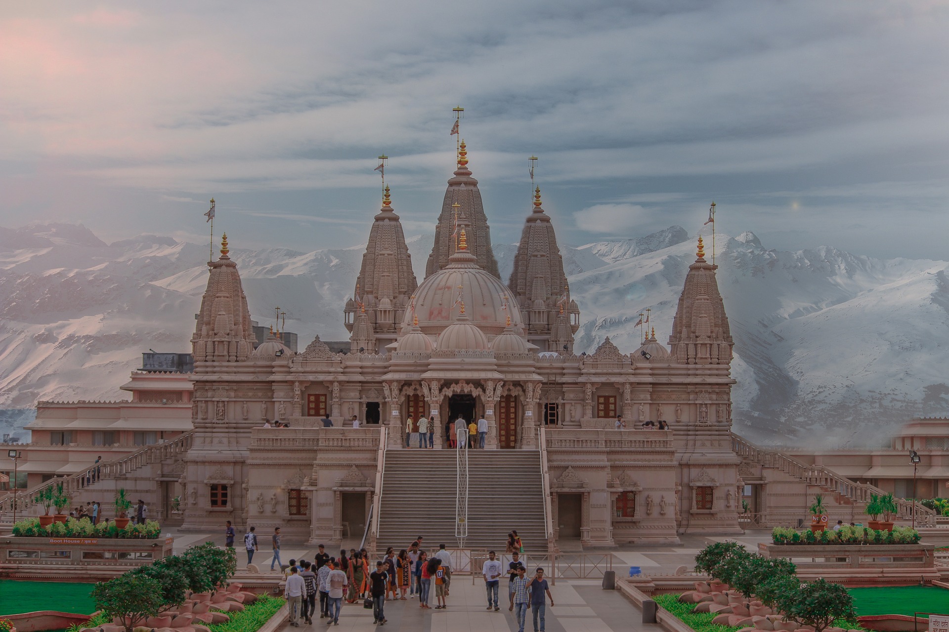 BAPS Shri Swaminarayan Mandir, Pune